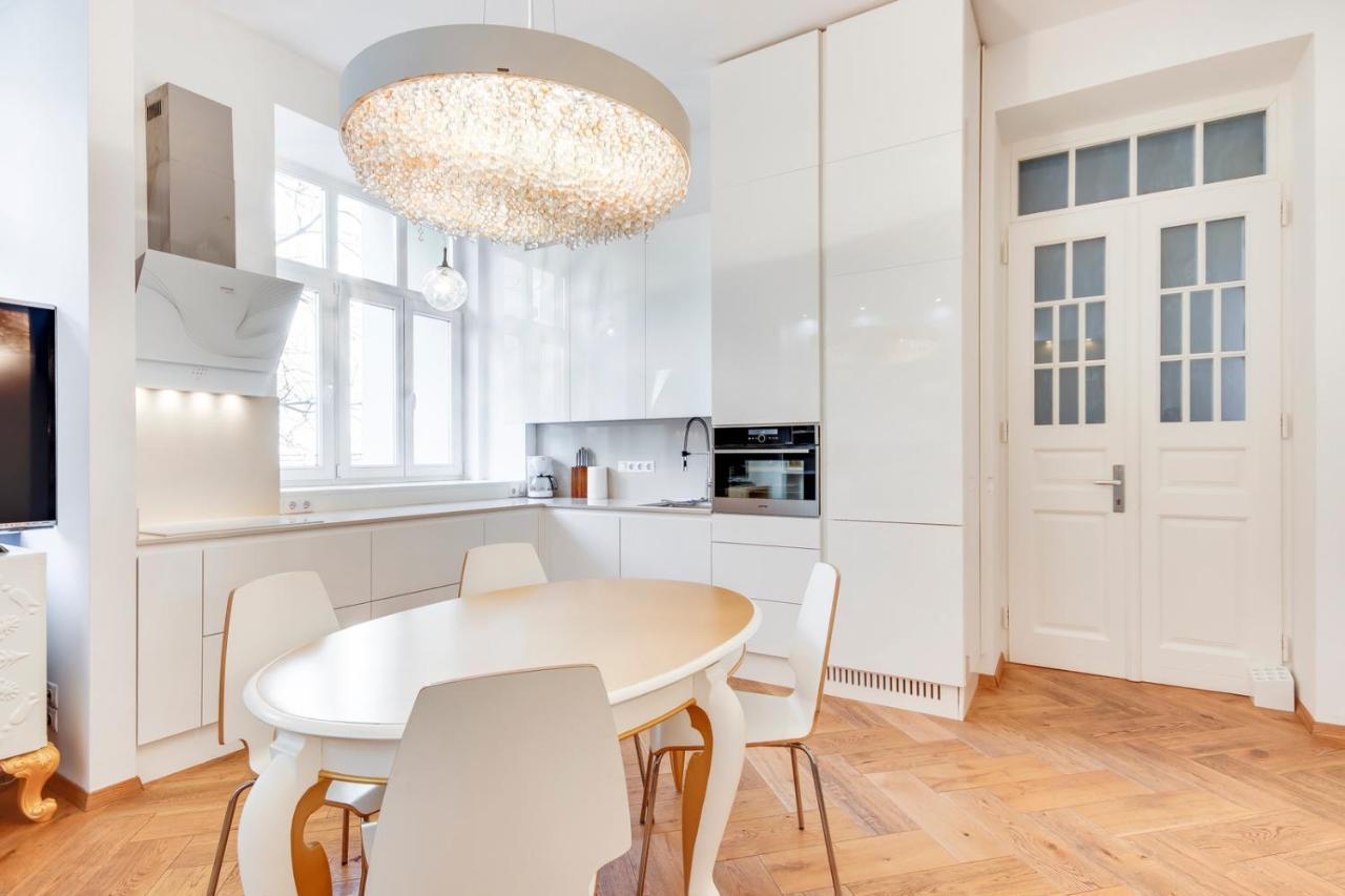 Central And Luxurious Beethovnova Apartment Lubiana Esterno foto